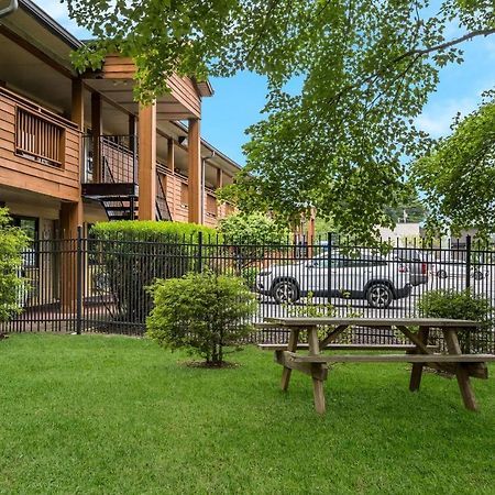 Surestay Plus By Best Western Woodbury Inn Ngoại thất bức ảnh