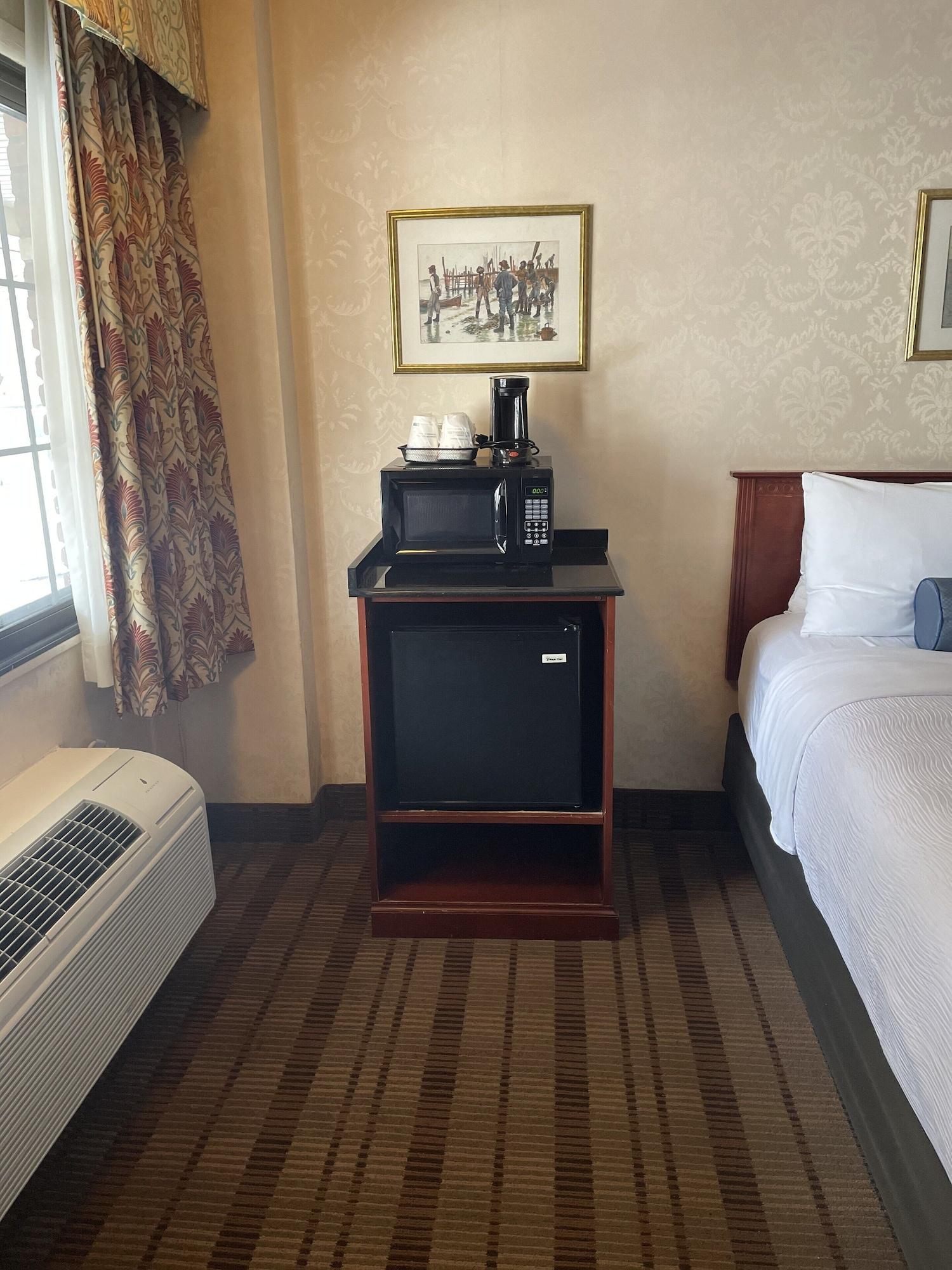 Surestay Plus By Best Western Woodbury Inn Ngoại thất bức ảnh