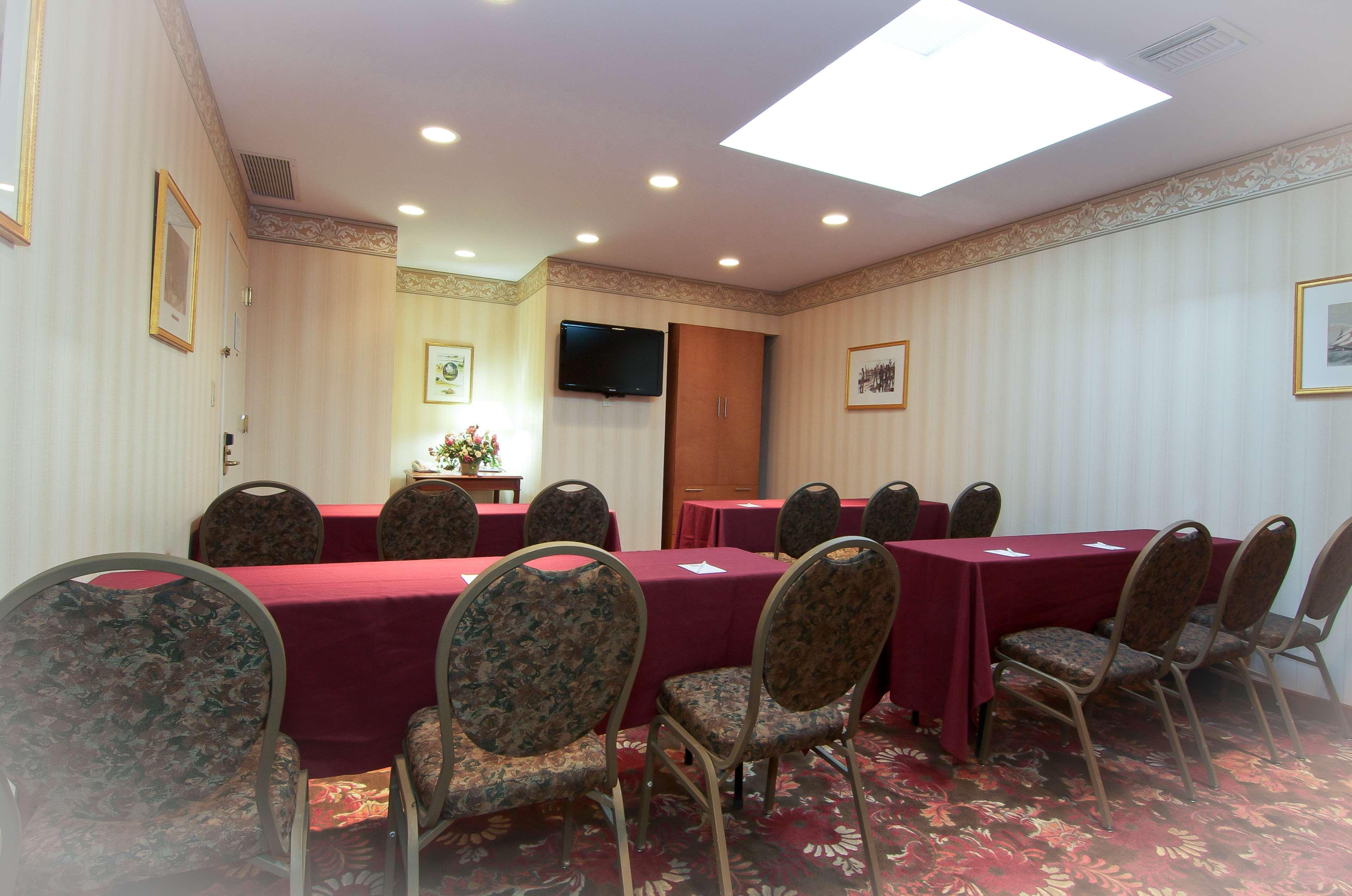 Surestay Plus By Best Western Woodbury Inn Ngoại thất bức ảnh