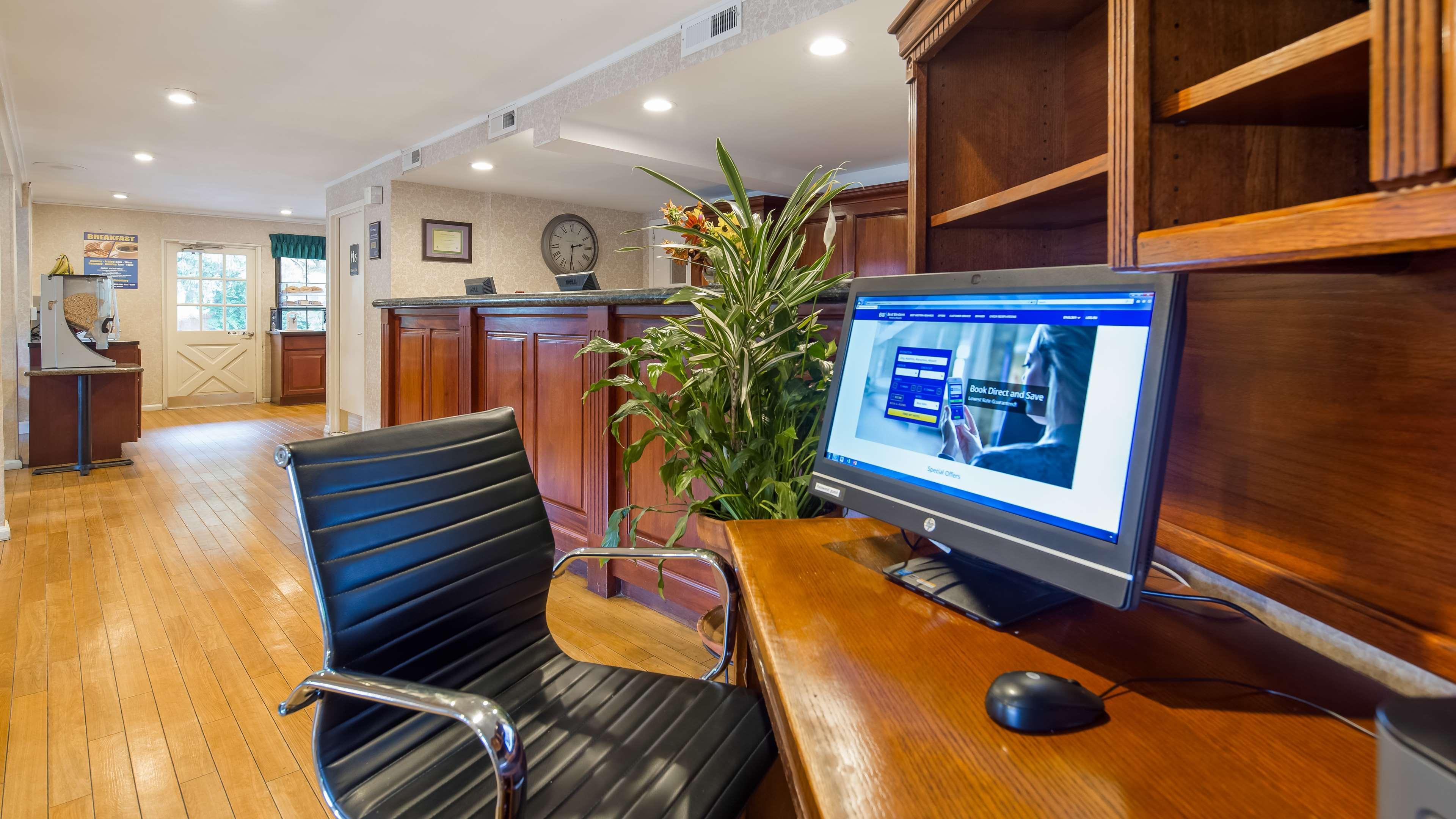 Surestay Plus By Best Western Woodbury Inn Ngoại thất bức ảnh