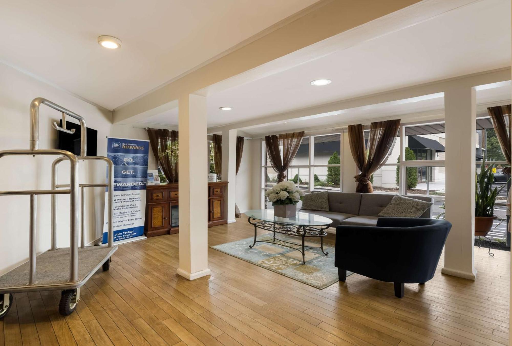 Surestay Plus By Best Western Woodbury Inn Ngoại thất bức ảnh