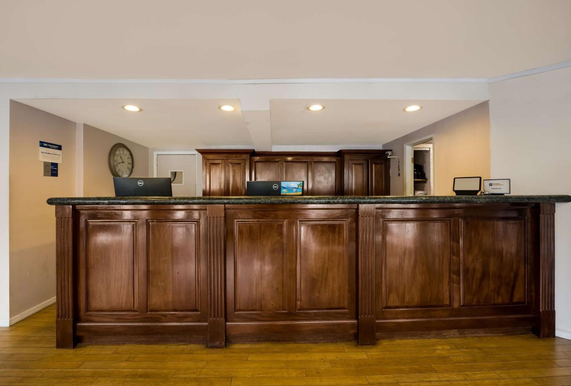 Surestay Plus By Best Western Woodbury Inn Ngoại thất bức ảnh