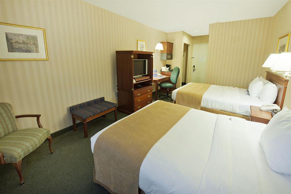 Surestay Plus By Best Western Woodbury Inn Phòng bức ảnh